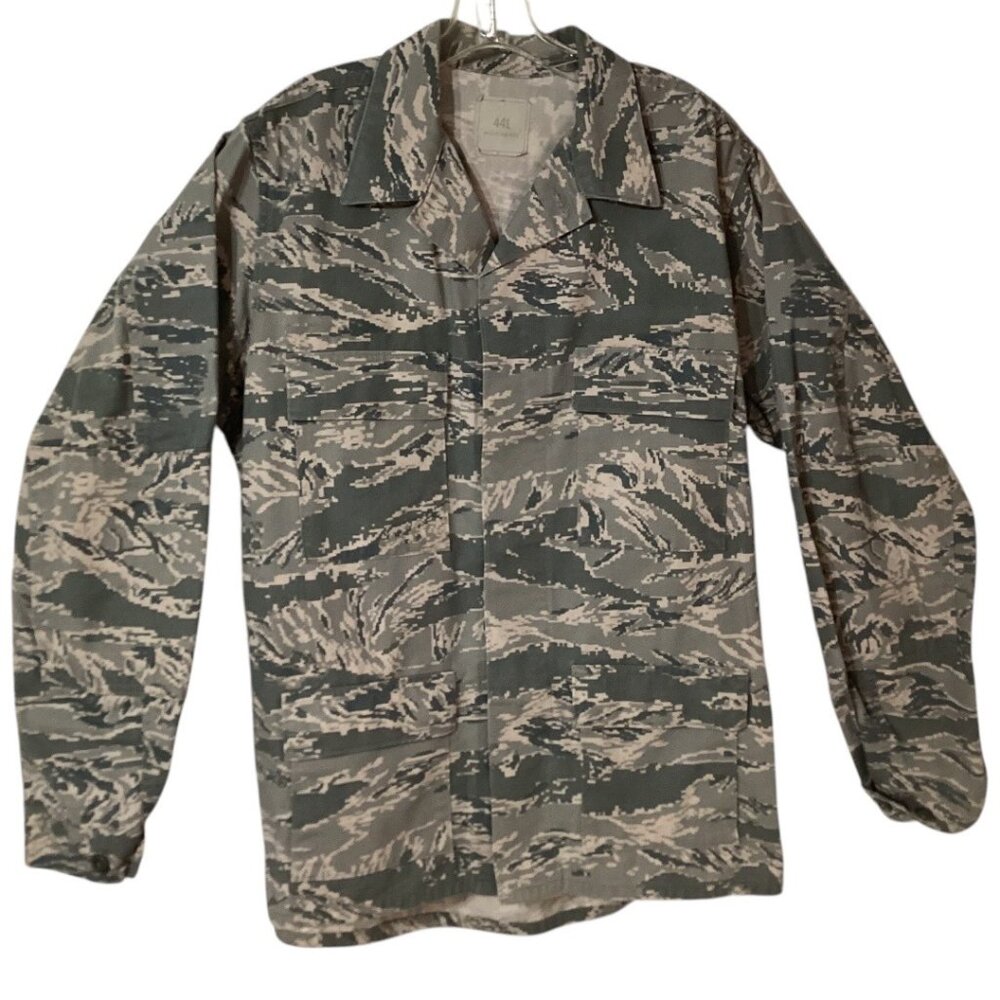 Official U.S. Air Force Camouflage Military Jacket -‎ Size 44 L